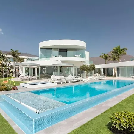 Vila Equilibrium